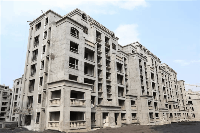 林州柒号院9月工程进度洋房1楼外墙保温已完成正在做外墙装饰