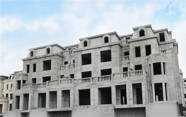 林州柒号院9月工程进度洋房1楼外墙保温已完成正在做外墙装饰